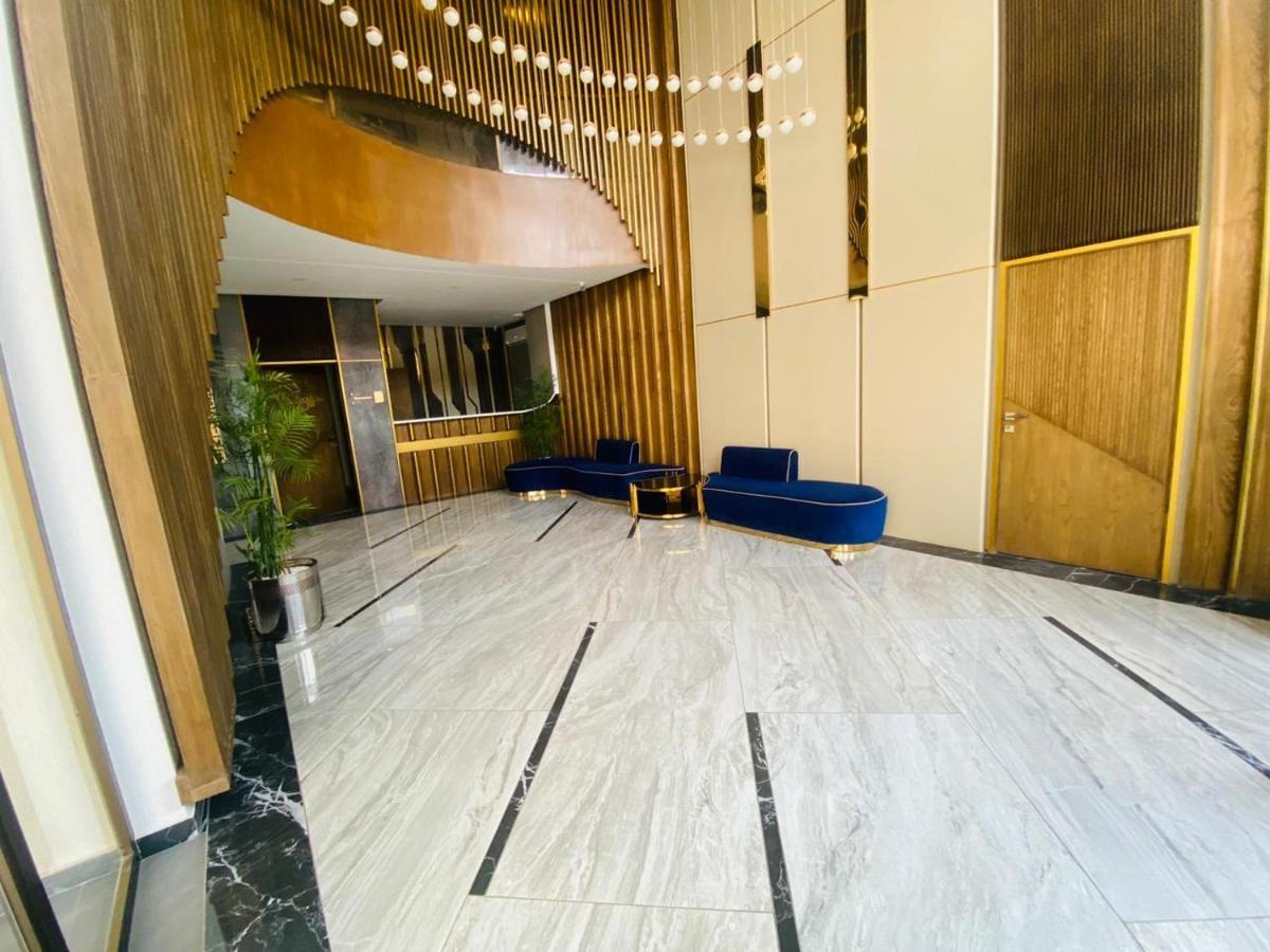 Holidazzle Serviced Apartments Bahria Town Rávalpindí Exteriér fotografie