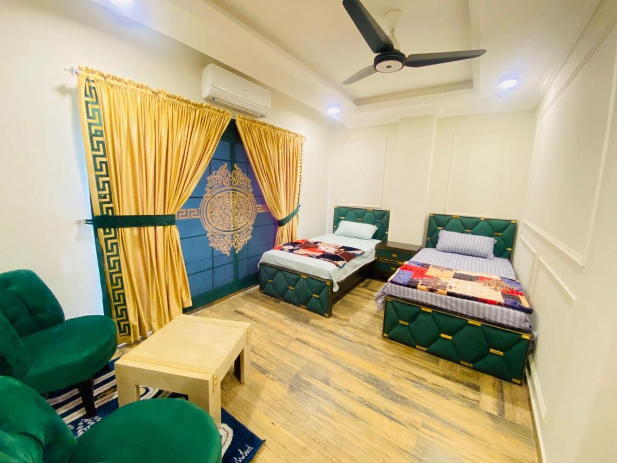 Holidazzle Serviced Apartments Bahria Town Rávalpindí Exteriér fotografie