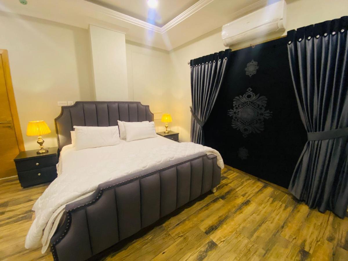 Holidazzle Serviced Apartments Bahria Town Rávalpindí Exteriér fotografie